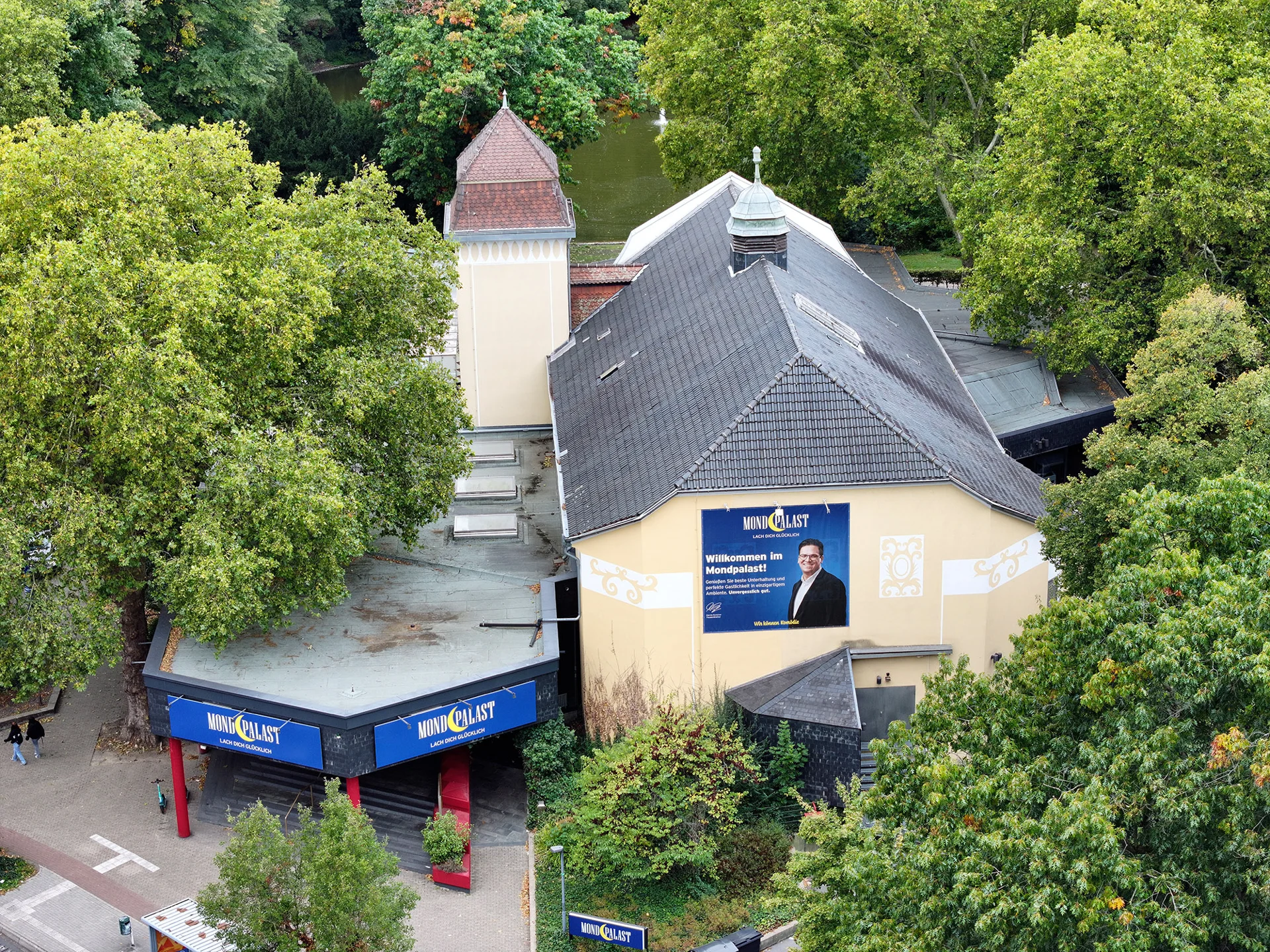 Vorweihnachtlicher Adventszauber im Mondpalast